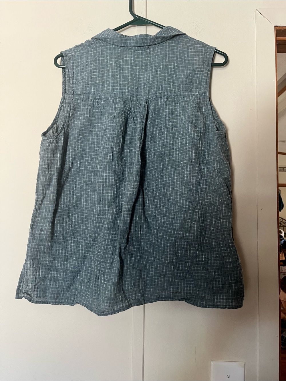 Eileen Fisher Grid Blue Women’s Puckered Organic Linen Sleeveless Button Down - Picture 6 of 8